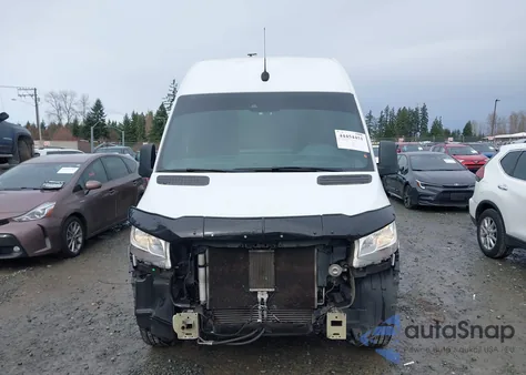 2021 Mercedes-Benz Sprinter 2500 High Roof V6 z USA, uszkodzony, nr VIN W1Y4ECHY3MT059414